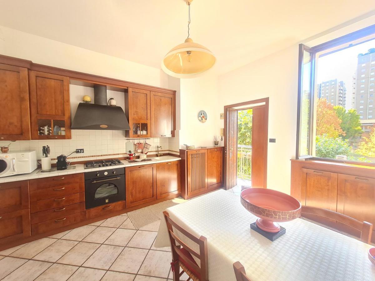 Niguarda - Palanzone Cozy 2Broom Apartment Milano Exteriör bild