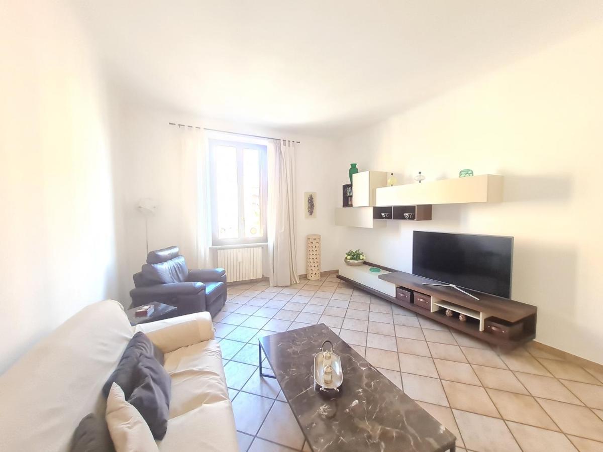 Niguarda - Palanzone Cozy 2Broom Apartment Milano Exteriör bild