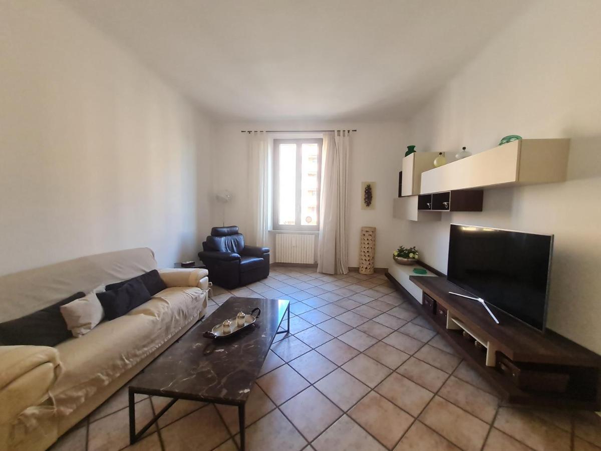 Niguarda - Palanzone Cozy 2Broom Apartment Milano Exteriör bild
